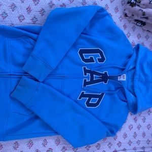 Barley worn baby blue gap hoodie